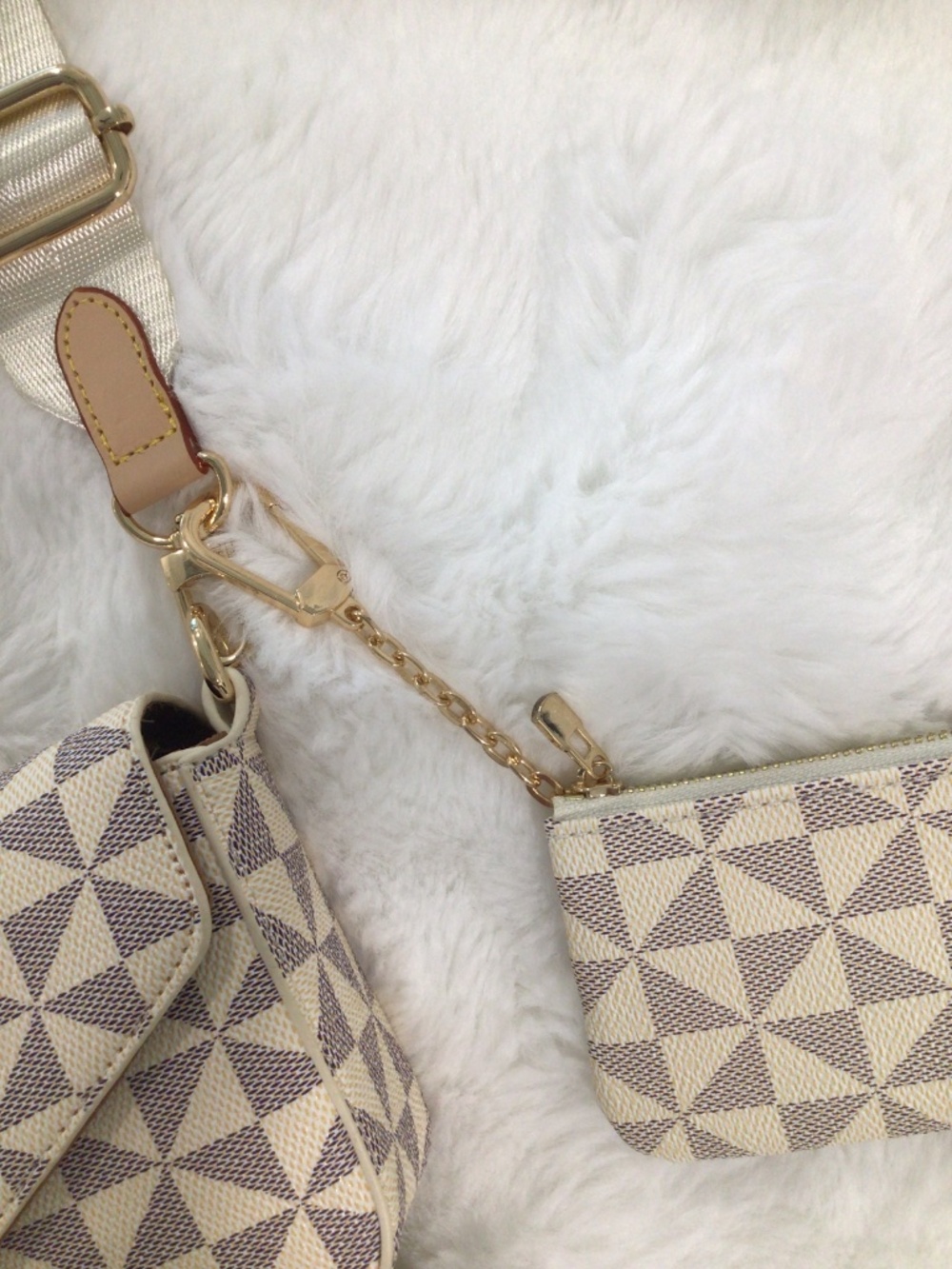 Fashion inspired bag set - Picture 9 of 16